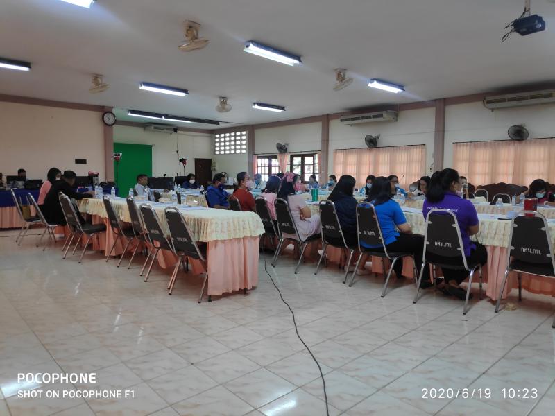 19. สำนักงาน กศน.จังหวัดกำแพงเพชร จัดการประชุมบุคลากร สังกัดสำนักงาน กศน.จังหวัดกำแพงเพชร  ประจำเดือนมิถุนายน 2563   ณ ห้องประชุมสำนักงาน กศน.จังหวัดกำแพงเพชร