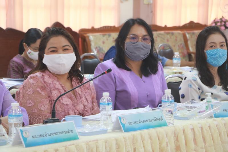 20. สำนักงาน กศน.จังหวัดกำแพงเพชร จัดการประชุมบุคลากร สังกัดสำนักงาน กศน.จังหวัดกำแพงเพชร  ประจำเดือนมิถุนายน 2563   ณ ห้องประชุมสำนักงาน กศน.จังหวัดกำแพงเพชร