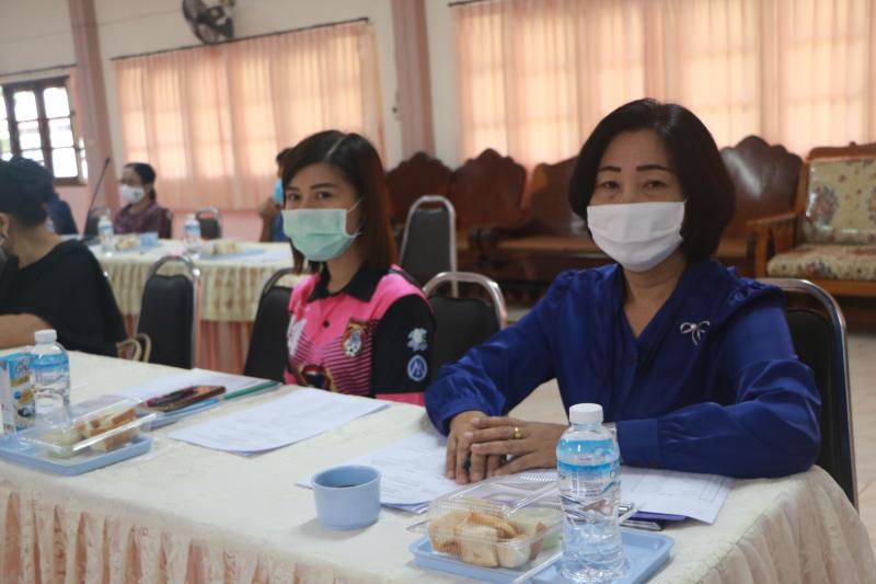 30. สำนักงาน กศน.จังหวัดกำแพงเพชร จัดการประชุมบุคลากร สังกัดสำนักงาน กศน.จังหวัดกำแพงเพชร  ประจำเดือนมิถุนายน 2563   ณ ห้องประชุมสำนักงาน กศน.จังหวัดกำแพงเพชร