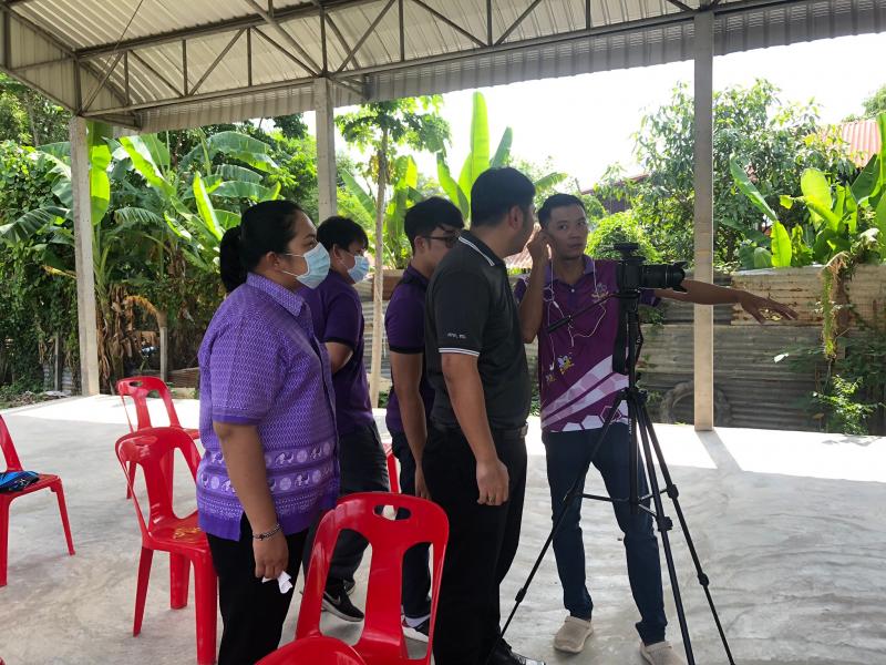 10. สำนักงาน กศน. จังหวัดกำแพงเพชรถ่ายทำหลักสูตรอาชีพ ปลาส้มสุขใจไร้ก้าง กับ กศน.อำเภอคลองขลุง