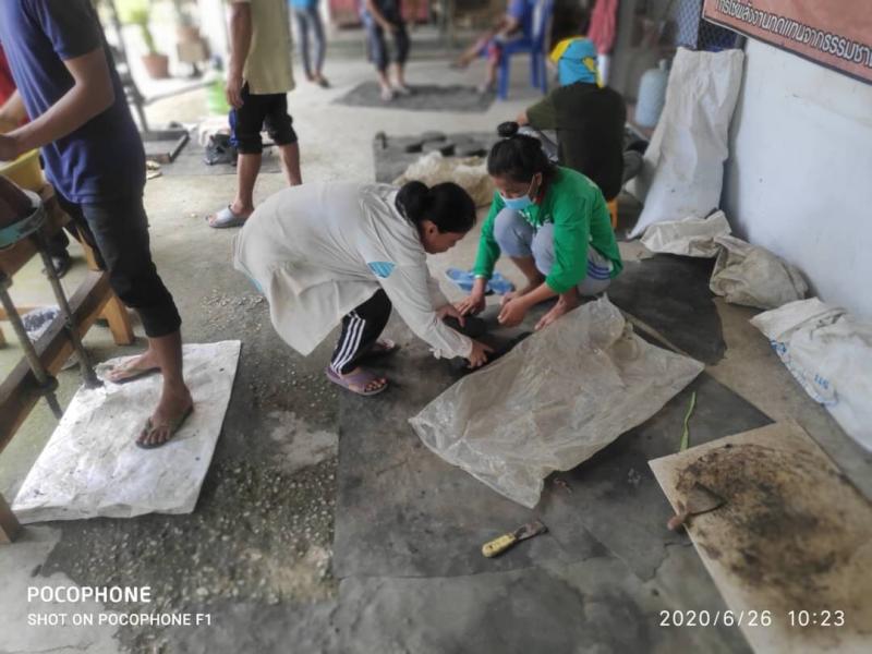 13. สำนักงาน กศน .จังหวัดกำแพงเพชร เข้านิเทศการจัดโครงการอบรมให้ความรู้แก่เกษตรกร ณ  บ้านเนินสว่าง ต.นาบ่อคำ อ.เมือง จ.กำแพงเพชร