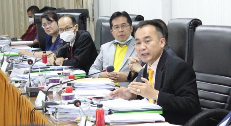 6. ผู้อำนวยการสำนักงาน กศน.จังหวัดกำแพงเพชร เข้าร่วมการประชุมคณะกรรมการศึกษาธิการจังหวัดกำแพงเพชร ครั้งที่ 6 / 2563