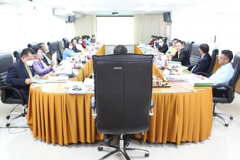 9. ผู้อำนวยการสำนักงาน กศน.จังหวัดกำแพงเพชร เข้าร่วมการประชุมคณะกรรมการศึกษาธิการจังหวัดกำแพงเพชร ครั้งที่ 6 / 2563