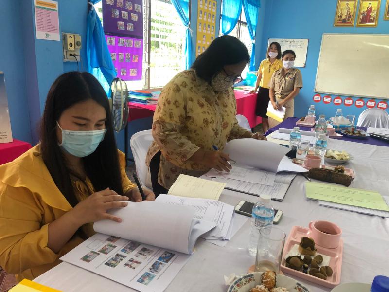 8. สำนักงาน กศน .จังหวัดกำแพงเพชร เข้าตรวจประเมินคัดเลือก กศน.ตำบลต้นแบบ 5 ดีพรีเมียม กศน.ตำบลคลองน้ำไหล 