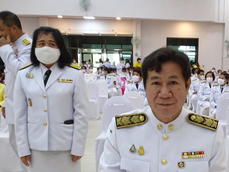 13. สำนักงาน สำนักงาน กศน.กำแพงเพชร ร่วมกิจกรรมเฉลิมพระเกียรติพระบาทสมเด็จพระเจ้าอยู่หัวฯ