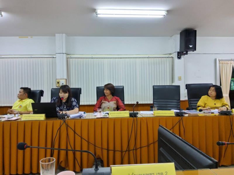 8. ผู้อำนวยการสำนักงาน กศน.จังหวัดกำแพงเพชร เข้าร่วมประชุมคณะอนุกรรมการพิจารณาบำเหน็จความชอบกรณีพิเศษให้แก่เจ้าหน้าที่ผู้ปฏิบัติงานด้านยาเสพติดของกระทรวงศึกษาธิการ