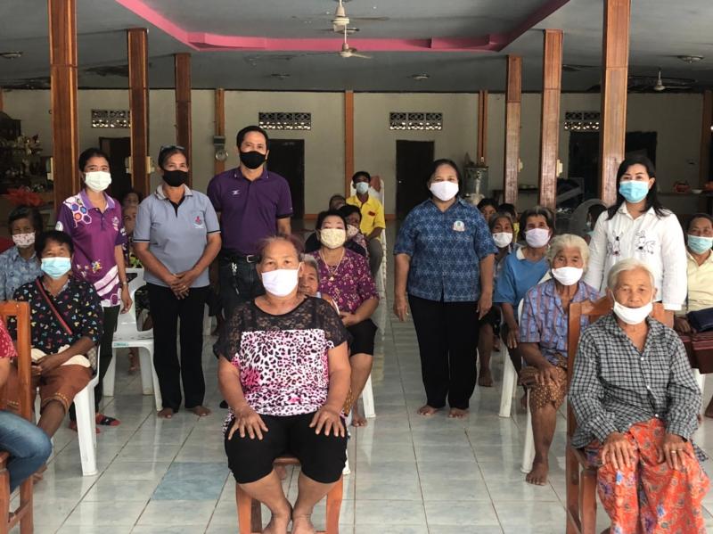 11. สำนักงาน กศน .จังหวัดกำแพงเพชร เข้านิเทศการจัดกิจกรรม โครงการส่งเสริมสุขภาพผู้สูงวัยสร้างจิตสดใส ของ กศน. อำเภอคลองขลุง