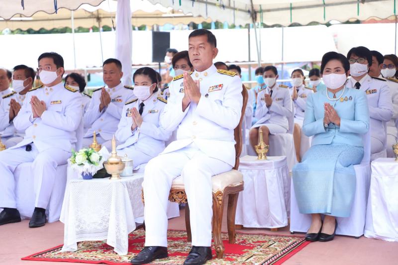 8. สำนักงาน กศน. จังหวัดกำแพงเพชร ร่วมกิจกรรมเฉลิมพระเกียรติ สมเด็จพระนางเจ้าสิริกิติ์ พระบรมราชินีนาถ พระบรมราชชนนีพันปีหลวง