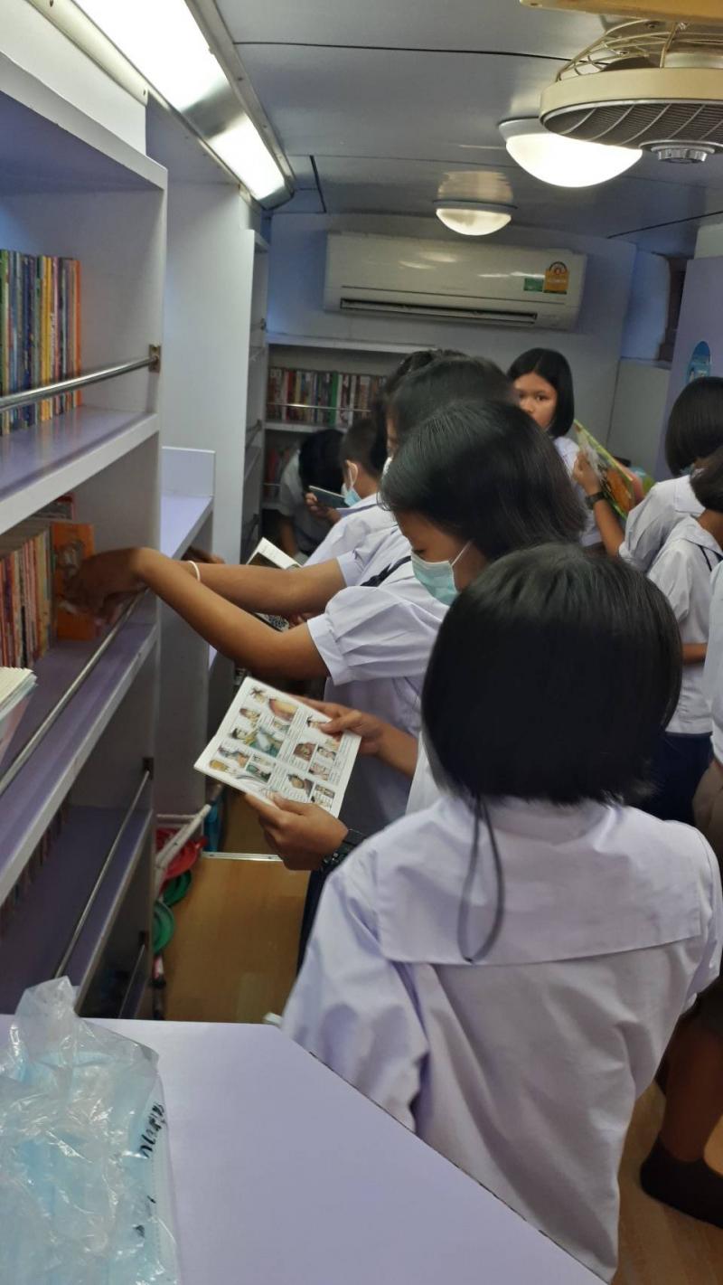 10. สำนักงาน กศน.จังหวัดกำแพงเพชร ร่วมกิจกรรมส่งเสริมการอ่าน  ณ โรงเรียนวัดราษฎร์เจริญพร ตำบลทรงธรรม 