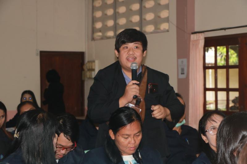 28. โครงการอบรมให้ความรู้พัฒนาบุคลากร ด้านการปฏิบัติงานและสิทธิประโยชน์ของพนักงานราชการ สำนักงาน กศน.จังหวัดกำแพงเพชร