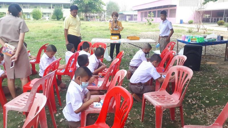 7. กิจกรรม  ส่งเสริมการอ่าน สานสัมพันธ์พี่กับน้อง ภาคเรียนที่ 2/2563  ณ โรงเรียนยั่งยืนราษฎร์วิทยา ตำบลหนองแม่กลอง อำเภอไทรงาม  จังหวัดกำแพงเพชร 