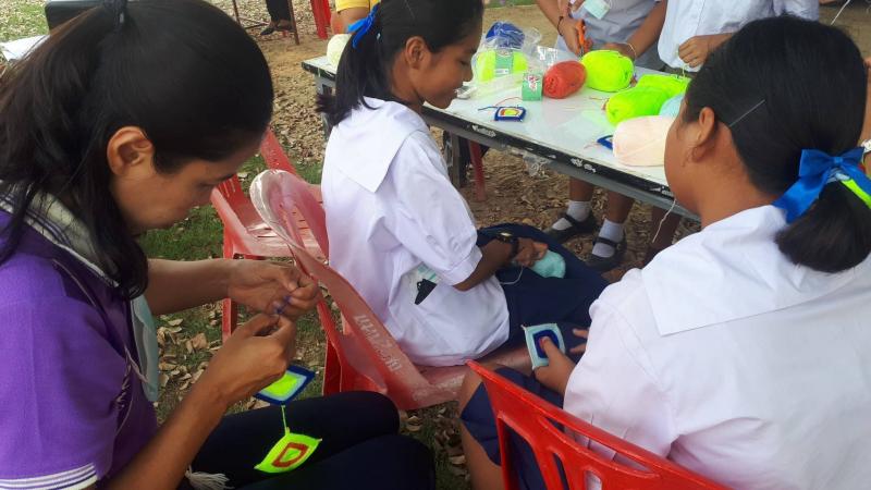 9. กิจกรรม  ส่งเสริมการอ่าน สานสัมพันธ์พี่กับน้อง ภาคเรียนที่ 2/2563  ณ โรงเรียนยั่งยืนราษฎร์วิทยา ตำบลหนองแม่กลอง อำเภอไทรงาม  จังหวัดกำแพงเพชร 