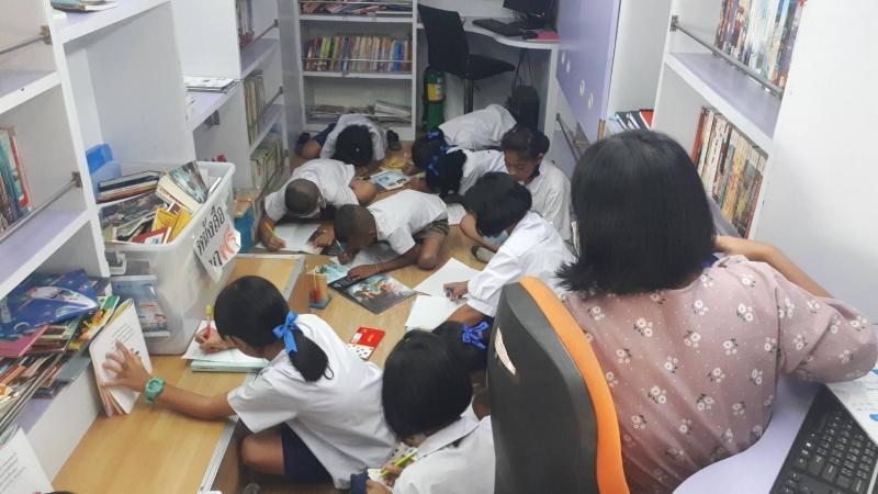 10. กิจกรรม  ส่งเสริมการอ่าน สานสัมพันธ์พี่กับน้อง ภาคเรียนที่ 2/2563  ณ โรงเรียนยั่งยืนราษฎร์วิทยา ตำบลหนองแม่กลอง อำเภอไทรงาม  จังหวัดกำแพงเพชร 