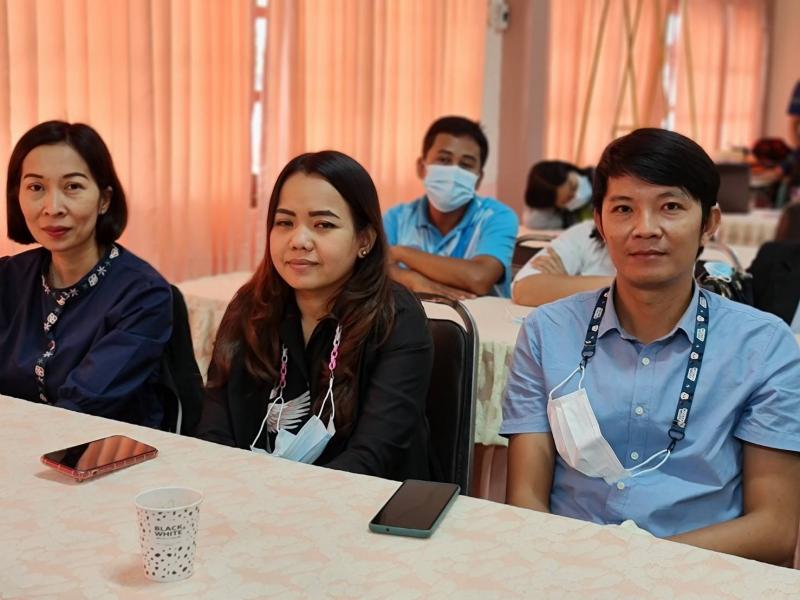 6. โครงการอบรมเชิงปฏิบัติการเพิ่มศักยภาพการจัดกิจกรรมการเรียนรู้ทางวิทยาศาสตร์ Science show สำหรับบุคลากรในสังกัด กศน.จังหวัดกำแพงเพชร