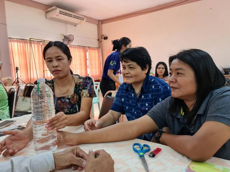 9. โครงการอบรมเชิงปฏิบัติการเพิ่มศักยภาพการจัดกิจกรรมการเรียนรู้ทางวิทยาศาสตร์ Science show สำหรับบุคลากรในสังกัด กศน.จังหวัดกำแพงเพชร