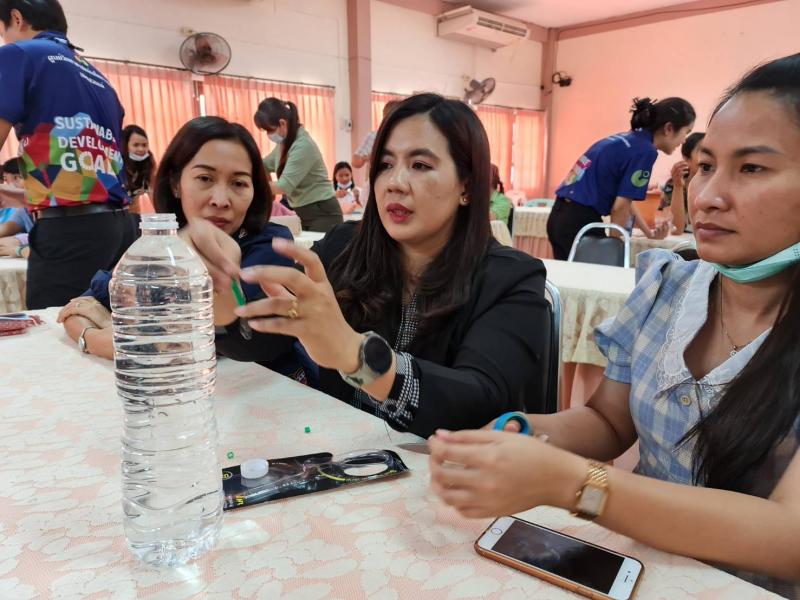 11. โครงการอบรมเชิงปฏิบัติการเพิ่มศักยภาพการจัดกิจกรรมการเรียนรู้ทางวิทยาศาสตร์ Science show สำหรับบุคลากรในสังกัด กศน.จังหวัดกำแพงเพชร