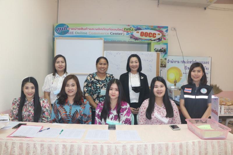 5. นายพีระพงษ์ รุ่งเรืองศิลป์ รักษาการผู้อำนวยการ กศน.จังหวัดกำแพงเพชร เป็นประธานเปิดโครงการอบรมพัฒนาบุคลากร เรื่องการพัฒนาบุคลิกภาพและเทคนิคการพูดเพื่อสร้างการปฏิบัติงานอย่างมีประสิทธิภาพ 