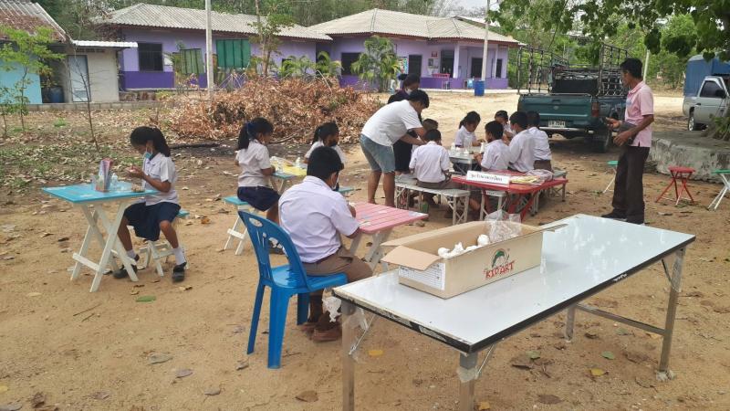 4. กิจกรรม  ส่งเสริมการอ่าน  ณ ลานตลาดนัด หน้าวัดท่าพุทรา ตำบลโกสัมพี  อำเภอโกสัมพีนคร