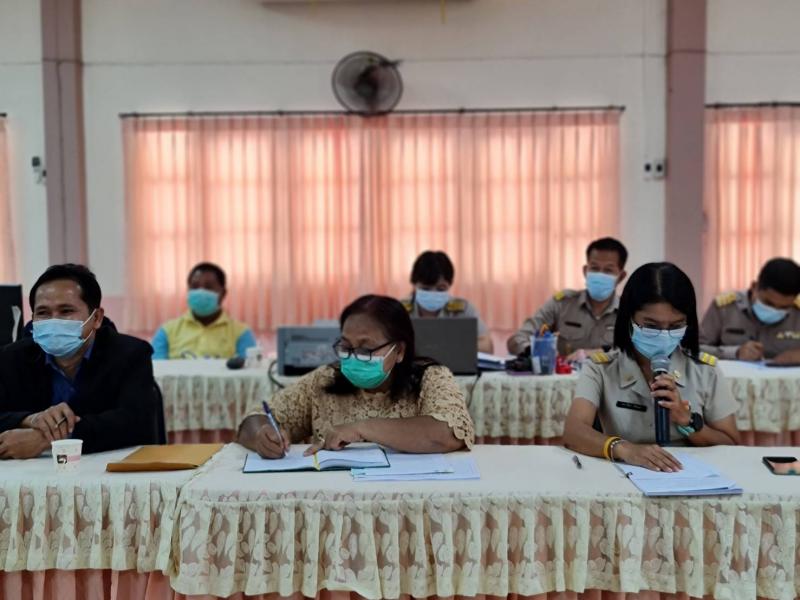 2. นายพีระพงษ์ รุ่งเรืองศิลป์รักษาการผู้อำนวยการ กศน.จังหวัดกําแพงเพชร เป็นประธานกล่าวเปิดโครงการจัดทำข้อมูลผลการเรียนเฉลี่ยและค่าตำแหน่งเปอร์เซ็นต์ไทล์ (GPAX)