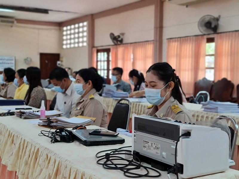 12. นายพีระพงษ์ รุ่งเรืองศิลป์รักษาการผู้อำนวยการ กศน.จังหวัดกําแพงเพชร เป็นประธานกล่าวเปิดโครงการจัดทำข้อมูลผลการเรียนเฉลี่ยและค่าตำแหน่งเปอร์เซ็นต์ไทล์ (GPAX)