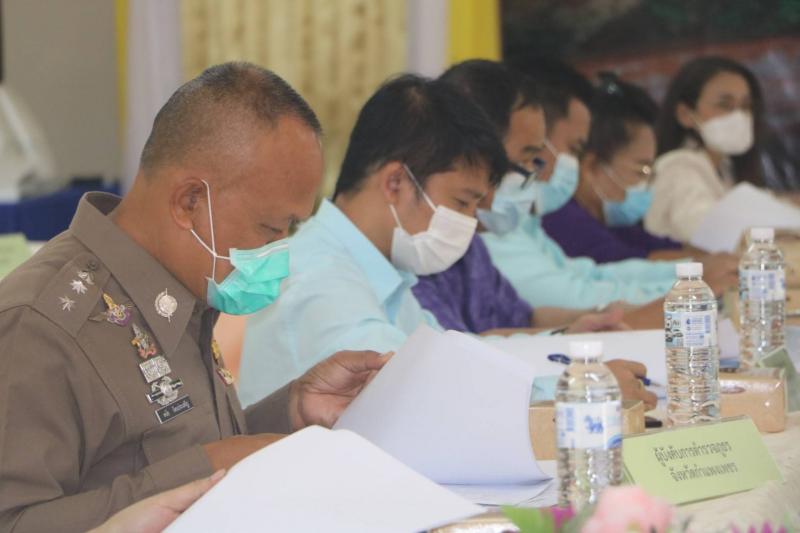 1. นายพีระพงษ์ รุ่งเรืองศิลป์ รักษาการผู้อำนวยการสำนักงานกศน. จังหวัดกำแพงเพชรร่วมประชุมคณะอนุกรรมการพัฒนาสื่อปลอดภัยและสร้างสรรค์จังหวัดกำแพงเพชร