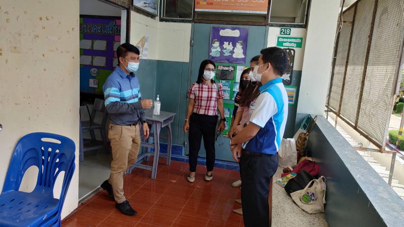 2. นักศึกษา กศน.จังหวัดกำแพงเพชร  เข้าร่วมทดสอบวัดความรู้ระดับชาติ (N-NET)