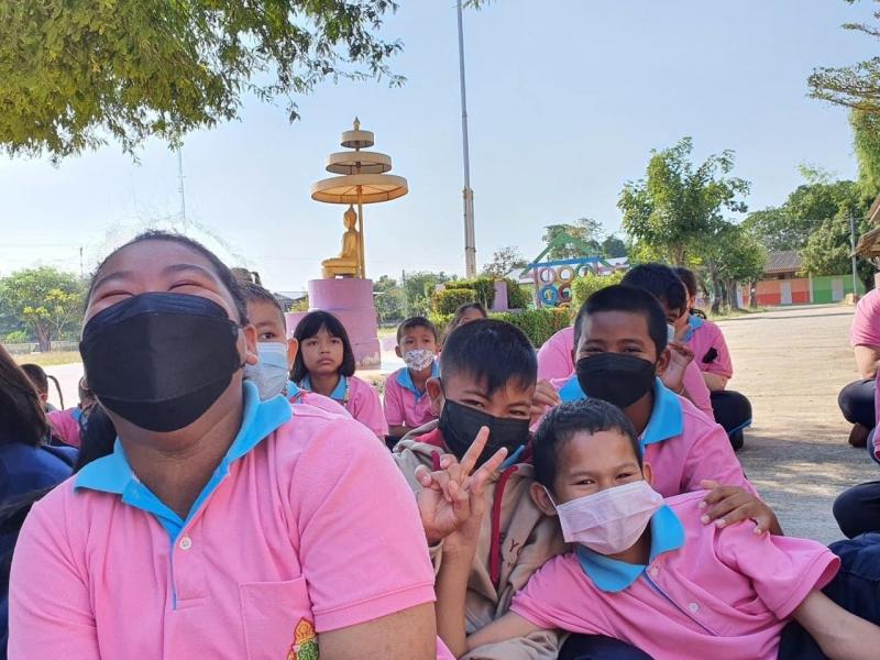 4. ศ.ค.ส. ศึกษาธิการ ส่งความสุขให้น้องปี 3 