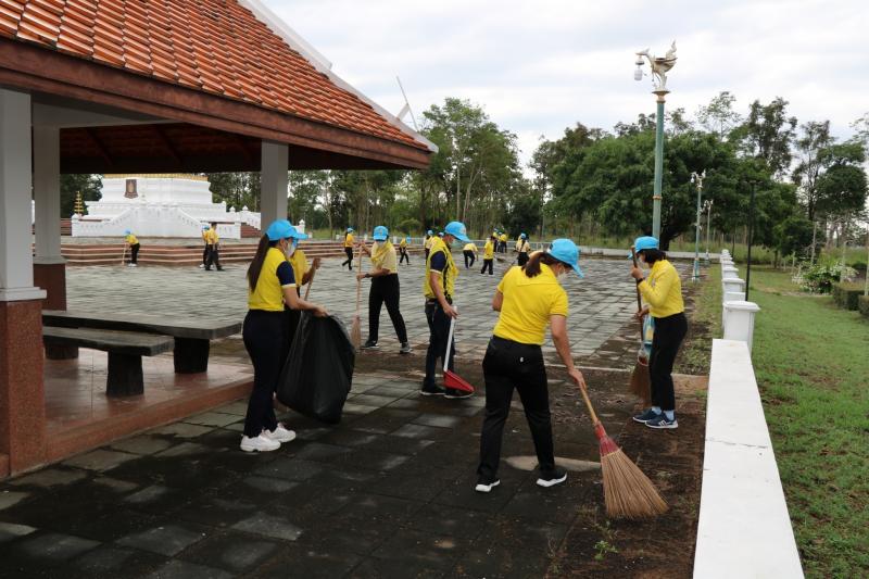 1. เข้าร่วมกิจกรรมจิตอาสาร่วมกับกศน.อำเภอเมืองกำแพงเพชร ณ บริเวรหน้าอาคาร สำนักงาน กศน.จังหวัดกำแพงเพชร  และจิตอาสา ร่วมกับ หัวหน้าส่วนราชการ ณ ศูนย์ราชการ จังหวัดกำแพงเพชร