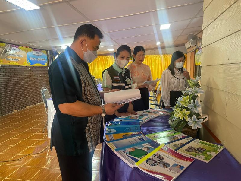 3. ลงพื้นที่นิเทศติดตามงานของสถานศึกษาในสังกัด พร้อมมอบนโยบายการปฏิบัติงาน ประจำปีงบประมาณ พ.ศ.2566 และให้คำแนะนำพร้อมให้กำลังใจแก่คณะครู  กศน.อำเภอขาณุวรลักษบรุี