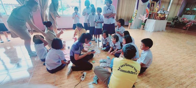 5. สำนักงานส่งเสริมการระดับจังหวัดและศูนย์ส่งเสริมการเรียนรู้ระดับอำเภอทรายทองวัฒนา เข้าร่วมกิจกรรม ส่งเสริมการอ่านห้องสมุดเคลื่อนที่  ณ โรงเรียนอนุบาลทุ่งทราย 