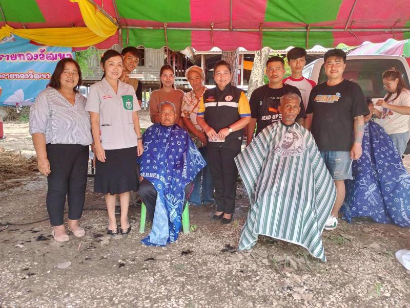 4. โครงการ บำบัดทุกข์ บำรุงสุข สร้างรอยยิ้มให้กับประชาชน  จังหวัดเคลื่อนที่  ณ  วัดสามจบสามัคคี  ตำบลทุ่งทราย อำเภอทรายทองวัฒนา 