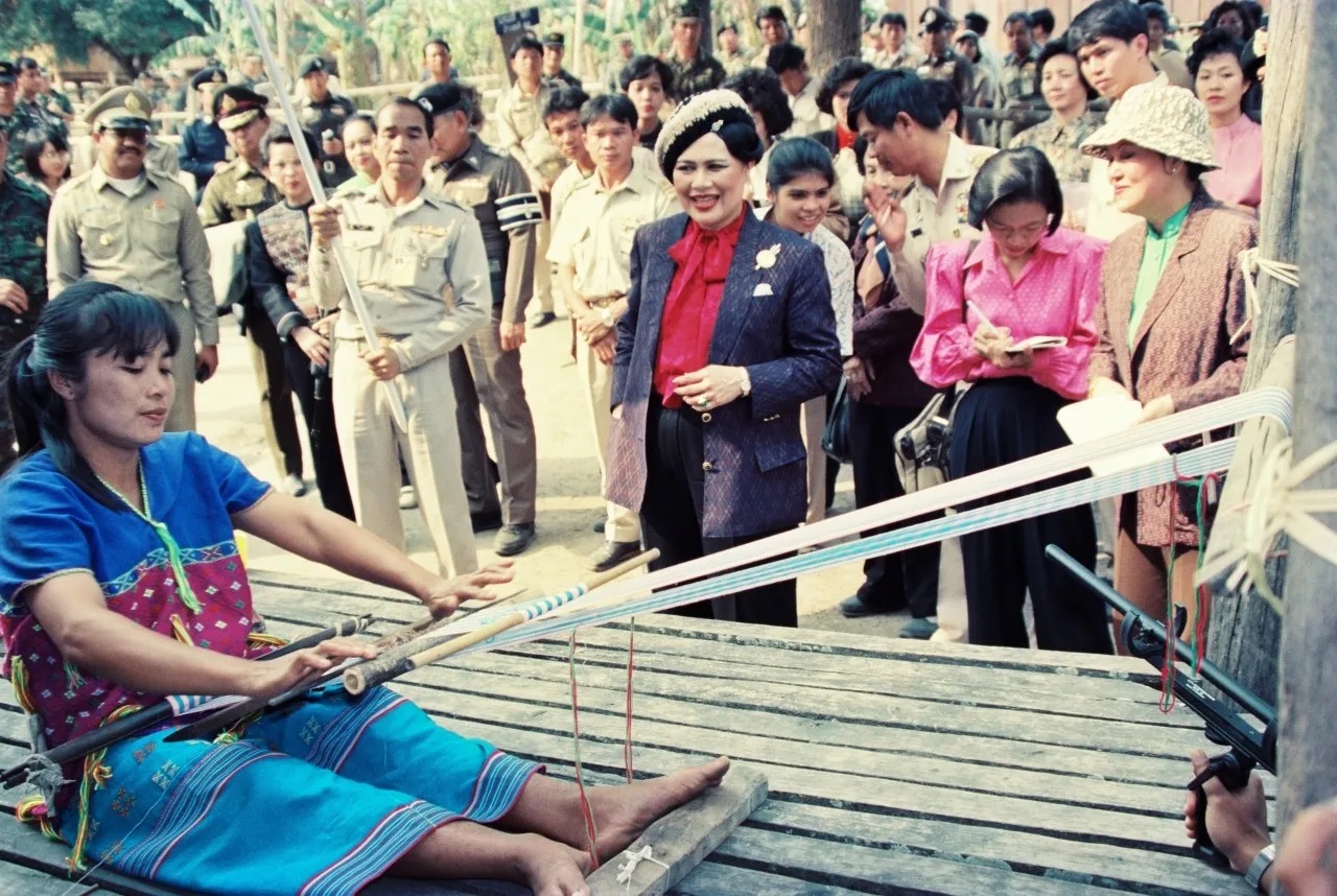 พระราชกรณียกิจ พระพันปีหลวง พระเมตตาต่อพสกนิกรชาวไทยอย่างหาที่สุดมิได้