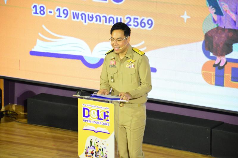 1. ร่วมงานมหกรรมวิชการ สำนักงาน สกร.ประจำจังหวัดกำแพงเพชร